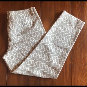 Merona Grey Quatrefoil Ankle pants